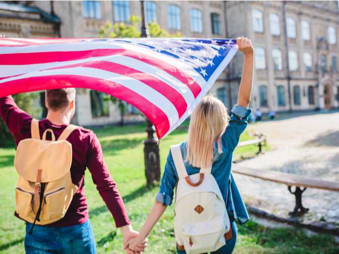 今天，中山向全球人才发出邀请